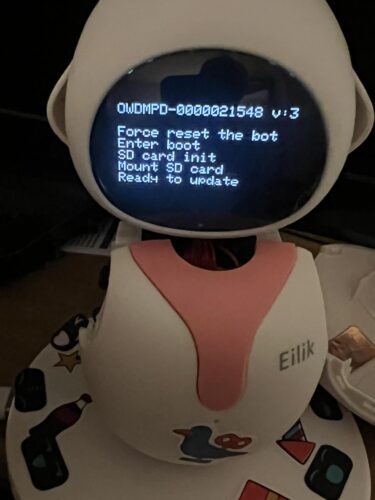 Eilik – Cute Robot Pets for Kids and Adults. Your Perfect Interactive Companion at Home or Workspace. Unique Gifts for Girls & Boys. photo review